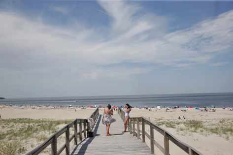 When we asked Boston.com readers to name the best beach in Massachusetts, there was a clear favorite — Crane Beach in Ipswich. Salisbury Beach, Hiking Spots, Learn To Swim, Sculpture Park, Go Hiking, Beach Bathrooms, Special Places, Hiking Trails, East Coast