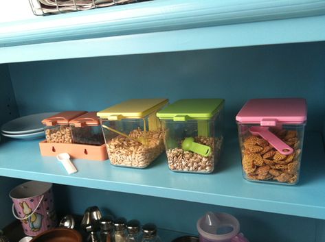 Toddler Snack Station, Daycare Setup, Montessori Quotes, Toddler Snack, Snack Station, Montessori Homeschool, Montessori Practical Life, Montessori Learning, Montessori Ideas