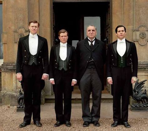 Butlers & Footmen (from DOWNTON ABBEY) Maid Aesthetic, Ed Speleers, Rob James Collier, Downton Abbey Costumes, Downton Abbey Series, Highclere Castle, Downton Abby, Michelle Dockery, Downton Abbey