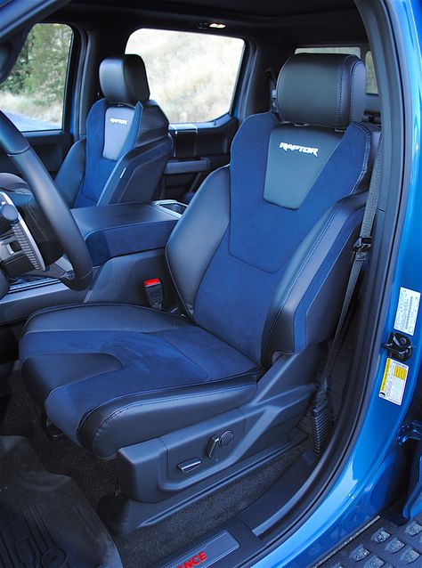 Ford Raptor Blue, Toyota Fortuner Interior, Ford Raptor Truck, Ford Raptor Svt, Raptor Truck, Ford Svt, Ford Ranger Raptor, Svt Raptor, Delivery Pictures