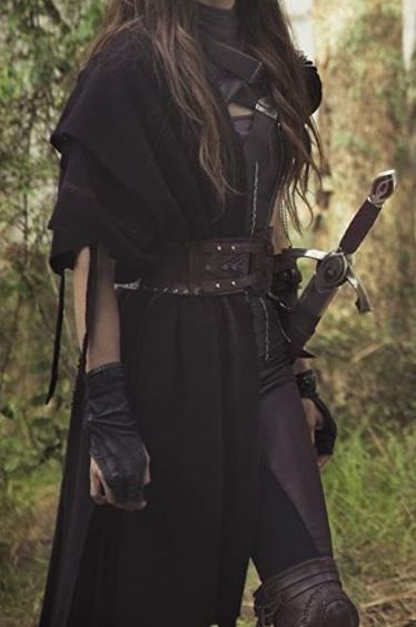 Ren Faire Outfits, Medieval Aesthetic, Warrior Outfit, Fair Outfits, Fest Outfits, Fantasy Dress, Fantasy Clothing, Fantasy Fashion, Character Outfits