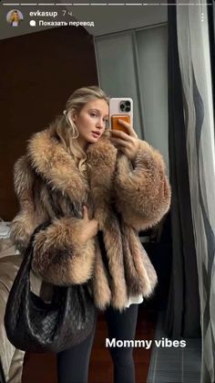 #WinterFashion #CozyStyle #OOTD #ChicAndWarm #WinterWonderland #FashionInspo #StayCozy Raccoon Fur Coat Outfit, Fur Coat Outfits, Fur Jacket Outfit, Short Fur Coat, Fur Outfit, Fur Coat Outfit, Ibiza Outfits, Winter Outfits Cold, Trendy Outfit Ideas