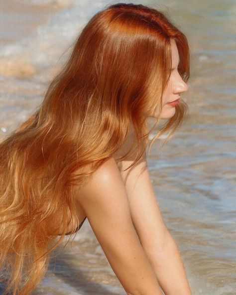 Ginger Hair Color, Ginger Girls, Long Red Hair, Hair Reference, Long Red, Strawberry Blonde, Dream Hair, Ginger Hair, Pretty Hairstyles