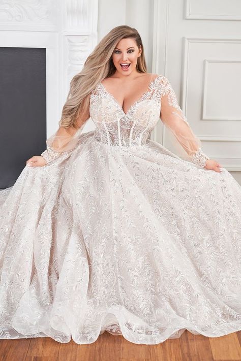 A Line Full Skirt Wedding Dress, Long Sleeve Lace Wedding Dress Plus Size A Line, Ball Gown Wedding Dress Plus Size, Plus Size Ball Gowns, Luxe Wedding Dress, Embroidery On Tulle, Plus Size Wedding Dresses With Sleeves, Plus Size Ball Gown, Illusion Sleeves