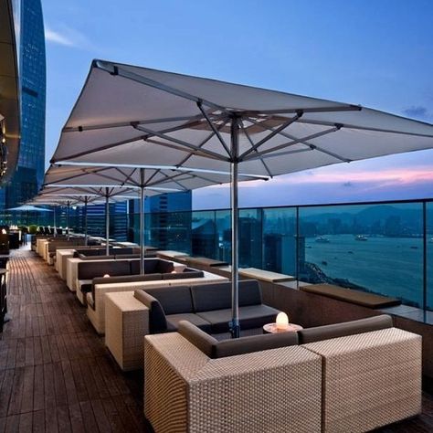 6pm: Happy Hour with a view | 24 Things To Do In Hong Kong In 24 Hours Rooftop Bar Design, Rooftop Restaurant Design, Rooftop Design, Outdoor Seating Area, Best Rooftop Bars, Rooftop Lounge, Luxury Bar, Rooftop Bars, Rooftop Restaurant