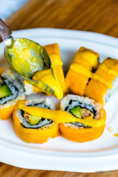 Easy Mango Dipping Sauce Recipe for Sushi, Veggies, Salad, Seafood Sushi Mango Sauce, Mango Sauce For Sushi, Sushi Sauce Recipes, Sushi Sauces, Sauce For Sushi, Mango Sauce Recipe, Mango Dipping Sauce, Sushi Easy, Saucy Meals