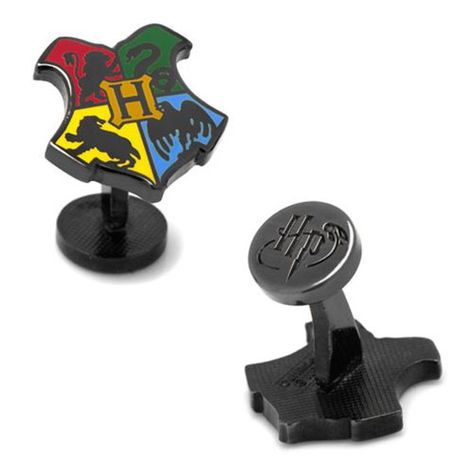 Harry Potter Hogwarts Shield Cufflinks Harry Potter Shop, Hogwarts School, Hogwarts Houses, Shield Design, Black Plates, Harry Potter Hogwarts, Cufflinks Men, Ravenclaw, Surf Shop