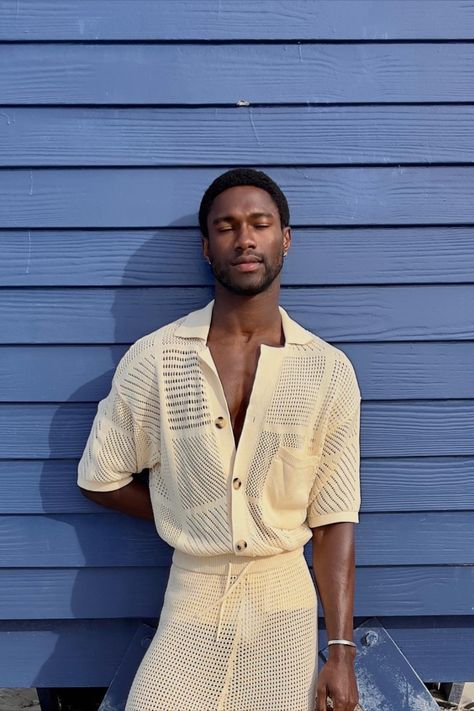 MytheresaMen Sadiq Desh, Resort Wear Men, Inspi Photo, Aesthetic Poses, Resort Chic, Summer Styling, Paris Olympics, Man Fashion, Crochet Shirt