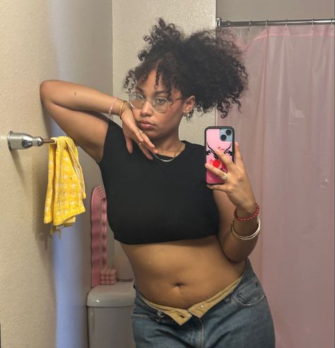 Pudgy Stomach, Pudgy Body Type, Belly Aesthetic, Soft Belly, Body Types Women, Love My Body, Diy Clothes Life Hacks, Body Picture, Body Love