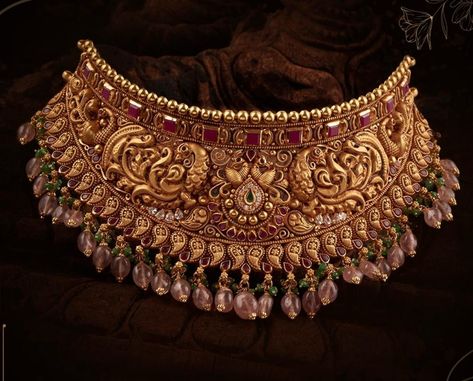 Antique Choker Designs Bridal, Heavy Choker Necklace Gold, Chokar Gold Set, Heavy Gold Sets Jewelry Indian Design, Neck Choker Designs Gold, Thewa Jewellery, Necklace Set Indian Bridal Jewelry, Indian Gold Necklace Designs, Gold Jewelry Prom