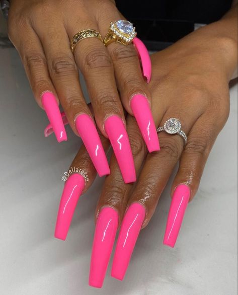 Long Red Nails, Bright Pink Nails, Pedicure Designs Toenails, Claw Nails, Simple Acrylic Nails, Exotic Nails, Long Square Acrylic Nails, Bling Acrylic Nails, Diamond Nails