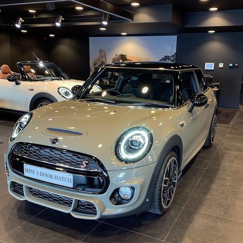 Mini Cooper Astethic, Mini Cooper 3 Door, Mini Cooper 5 Door Hatch, Mini Cooper 4 Door Aesthetic, Grey Mini Cooper Aesthetic, Mobil Mini Cooper, Mini Interior Car, Mini Cooper Countryman Aesthetic, Mini Cooper Suv