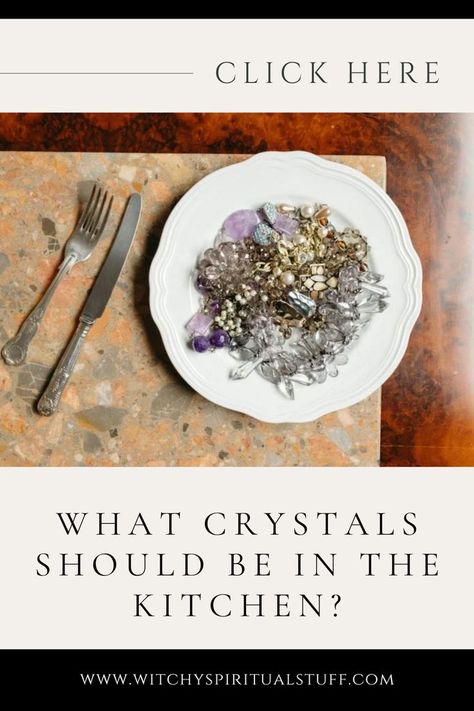 What Crystals Should Be in the Kitchen? Kitchen Witch Altar Ideas, Diy Kitchen Witch Decor, Kitchen Crystals, Kitchen Witch Aesthetic Home, Crystals For The Kitchen, Crystals For Kitchen, Witch Diet, Kitchen Witch Tips, Kitchen Witch Altar