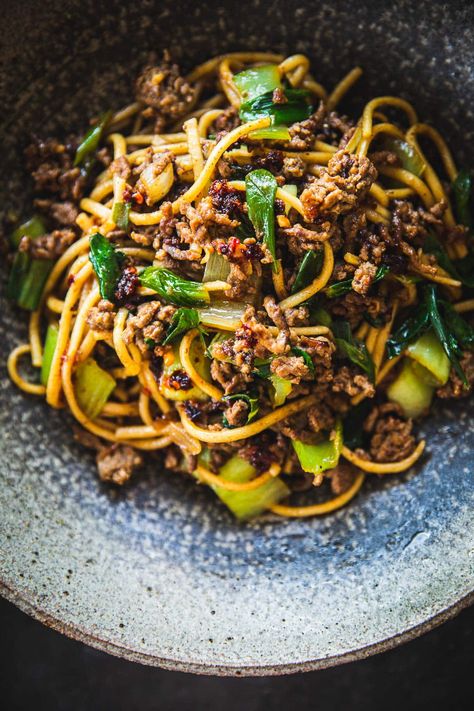 Black Pepper Beef Udon, Hoisin Udon Noodles, Hoisin Sauce Recipe Dishes, Hoisin Beef Noodles, Beef Udon Noodles, Hoisin Beef, Noodles Dinner, Chinese Sauces, Beef Udon