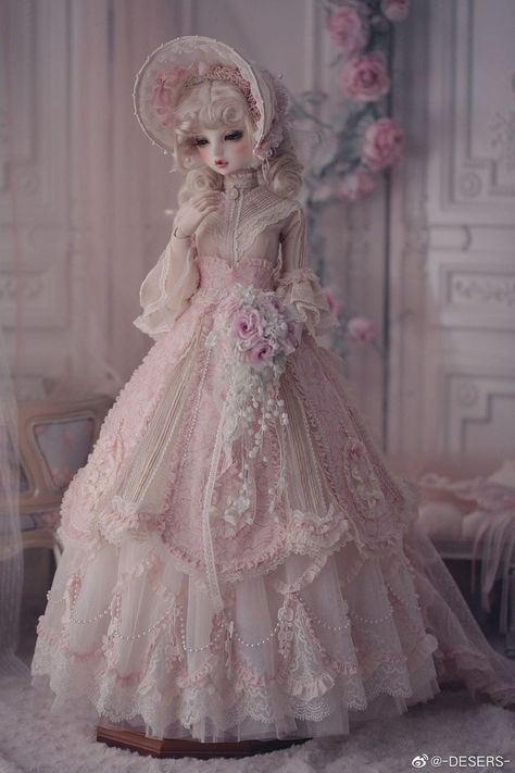 Bjd Dolls Girls, Diy Doll Miniatures, Victorian Dolls, Art Dolls Handmade, Pretty Dolls, Ooak Dolls, Fantasy Clothing, Custom Dolls, Ball Jointed Dolls