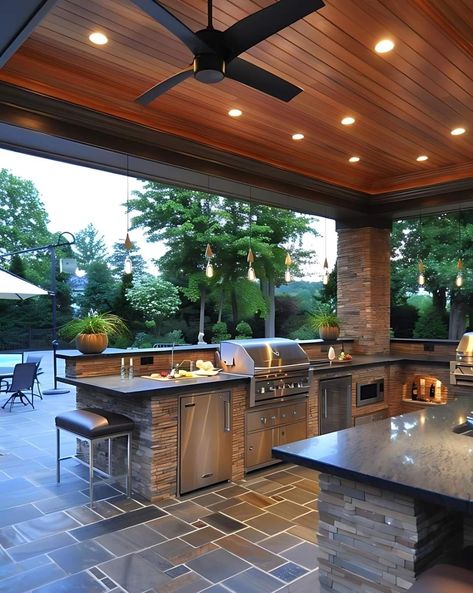 Outdoor Kitchen With Bar, Kitchen Ideas Outdoor, Small Outdoor Kitchen Ideas, Small Outdoor Kitchen, Outside Grill, Ideas For Backyard, Yard Kitchen, Backyard Layout, Creative Table