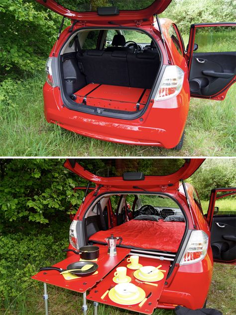 Camping in your car just got *way* more fun. Rangement Caravaning, Kangoo Camper, Auto Camping, Minivan Camping, Camping Diy, Suv Camping, Car Camper, Mini Camper, Festival Camping