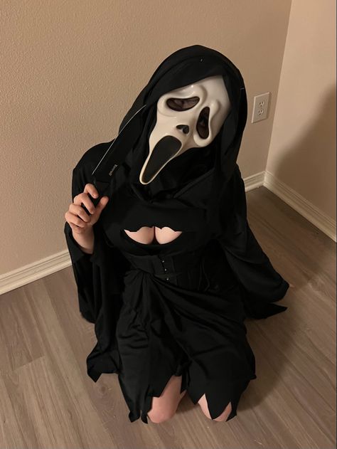 ghost face, ghost face cosplay, cosplay, halloween, horror movie costume, sexy ghostface, hot scream, scream movies, scream Ghost Face Costume Women Aesthetic, Ghoul Cosplay Ghost, Ghost Face Cosplay, Female Ghost Face, Fem Ghostface Cosplay, Female Ghost, Horror Full-face Cosplay Mask, Ghost Face, Ghost Faces