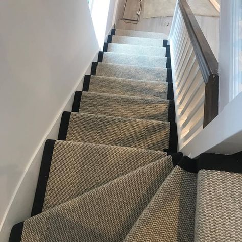 Ace Carpet Edging | A wide stair runner with black tape bound to the edges by our expert team @ACECARPETEDGING. We were grateful to our customer for providing�… | Instagram Full Carpeted Stairs, Wide Stair Runner, Dark Carpet On Stairs, Staircase Carpet, Stairs Carpet, Stairs Edge, Stairs Renovation, Cream Carpet, Beautiful Stairs