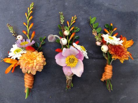 Diy Buttonholes Wedding, Colourful Boutonniere, Colourful Buttonholes, Bright Buttonholes, Orange Buttonhole, Colorful Boutonniere, Buttonholes Wedding, Orange Boutonniere, Wedding Buttonholes