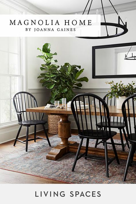 Magnolia Home by Joanna Gaines dining rooms. Refined rustic designs to bring together the perfect dining space. Joanna Gaines Dining Room, Refined Rustic, Casa Clean, Dining Room Remodel, Modern Farmhouse Dining, Dining Room Makeover, Dining Room Inspiration, Magnolia Homes, Farmhouse Dining Room