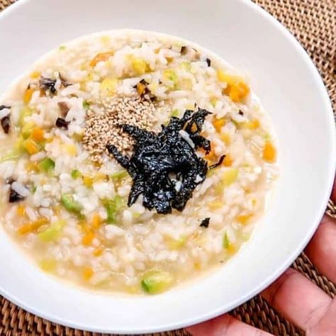 Korean Porridge, Japanese Rice Cooker, Korean Veggies, Korean Vegetables, Rice Cauliflower, Crispy Seaweed, Bar Restaurant Design, Architecture Restaurant, Perfect Rice