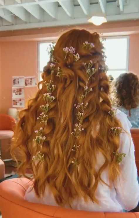 Greek Goddess Hairstyles, Curly Braid, Ring Dance, Insta Link, Flower Braid, Prom Styles, Garden Ring, Y2k Hair, Flower Braids