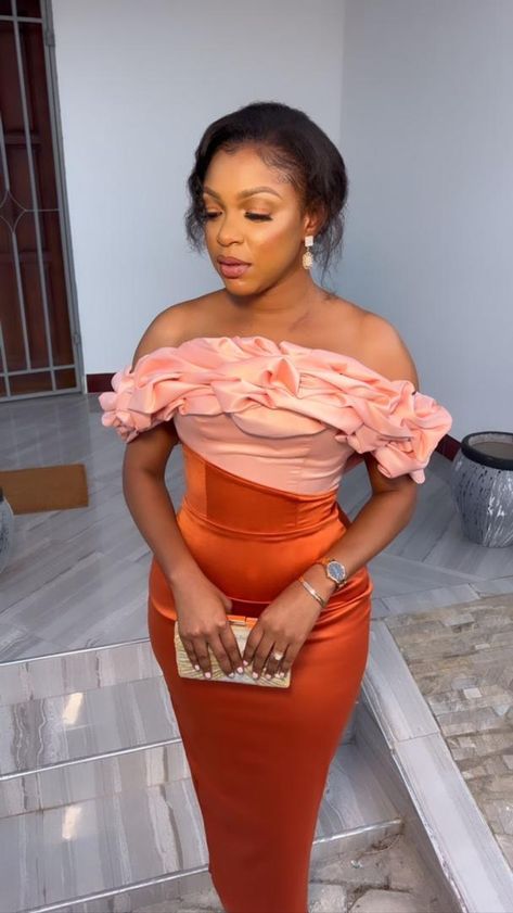 Wedding Guest Style 2023, Latest Bridesmaid Dresses Style 2023, Wedding Guess Dresses, Elegant Dress For Wedding Guest Classy, Classy Dress Outfits For Wedding Guest, Elegante Dress Classy, Dresses To Wear To A Wedding Classy, Dress Outfits For Wedding Guest, Simple Asoebi Styles