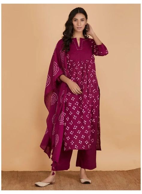 Bandhani Dress Pattern, Cotton Suit Designs, Cotton Dresses Online, डिजाइनर कपड़े, Indian Kurti Designs, Bandhani Dress, Lace Dress Design, Simple Kurta Designs, Simple Kurti Designs