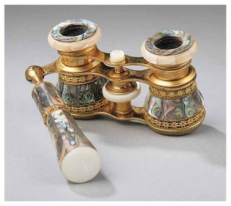 Late 19th century opera glasses by Colmont of Paris.    gorgeous Opera Glasses, A Night At The Opera, Vintage Objects, Chatelaine, Objet D'art, Vintage Love, Victorian Era, Antique Items, Antique Collection