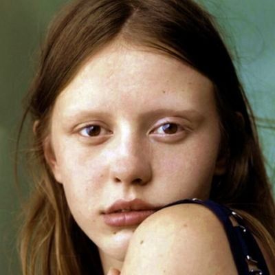 mia goth actress movie x pearl maxine aesthetic icon pfp Goth Actress, Maxine Aesthetic, Mia Goth, Icon Pfp, Aesthetic Icon