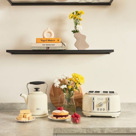 Start your day with the elegance of the Highclere Cream Kettle and Toaster! Classic design meets modern functionality ☕🍞 Cream Kettle, Nigel Slater, Kettle And Toaster, Classic Design, Cream, Quick Saves, Design