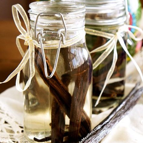 How To Make Vanilla Extract | Mexican Made Meatless™ Vegetarian Mexican Recipes, Make Vanilla Extract, Recipe Mexican, Vegetarian Mexican, Vegan Mexican Recipes, Eggnog Recipe, By The Fireplace, Vegan Mexican, Christmas Memories