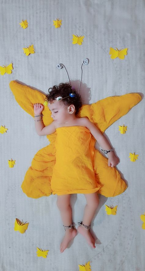 Home Photoshoot Ideas Aesthetic, Cute Baby Photoshoot Ideas, Creative Monthly Baby Photos, Baby Photoshoot At Home, Photoshoot Ideas Aesthetic, Baby Photoshoot Ideas At Home, Home Photoshoot Ideas, 7 Month Baby, New Baby Pictures