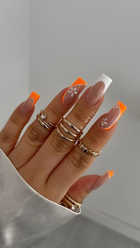 Orange Acrylic Nails, Fancy Nails Designs, Colorful Nails, Her Nails, Work Nails, Acrylic Nails Coffin Short, Summer Acrylic Nails, Short Acrylic Nails Designs, Neon Nails