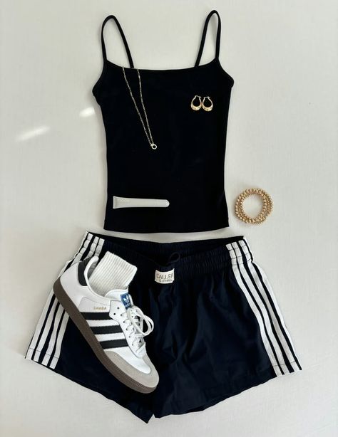 Fitness Fits, Italy Fits, Pk Xd, Looks Pinterest, Outfit Inspo Casual, Casual Preppy Outfits, Trendy Outfits For Teens, Lifestyle Inspiration, Outfit Look