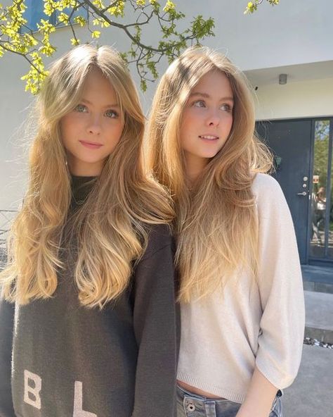 Full Bangs Long Hair, Elle Cryssanthander, Pretty Blonde Hair, The Olsen Twins, Barbie Hair, Curly Hair With Bangs, Instagram Style, Beautiful Long Hair, Curled Hairstyles