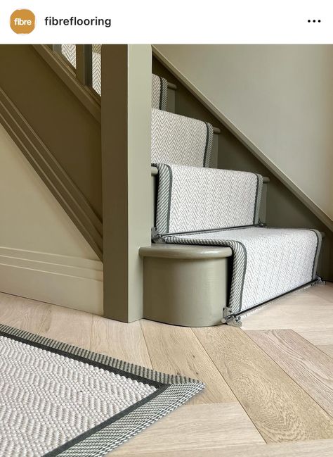 Landing Runner, Herringbone Carpet Stairs, Stair Runner With Landing, Staircase Carpet Ideas, Enclosed Staircase Ideas, Carpet Runner On Stairs, Herringbone Carpet, Victorian Stairs, Stairway Carpet