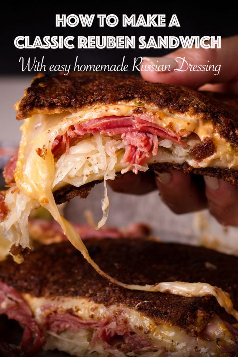 Kid Friendly Salad Recipes, Homemade Russian Dressing, Classic Reuben Sandwich, Reuben Sandwich Recipe, Reuben Sandwich Classic, Family Breakfast Recipes, Perfect Grilled Cheese, Bread Dressing, Sandwhich Recipes