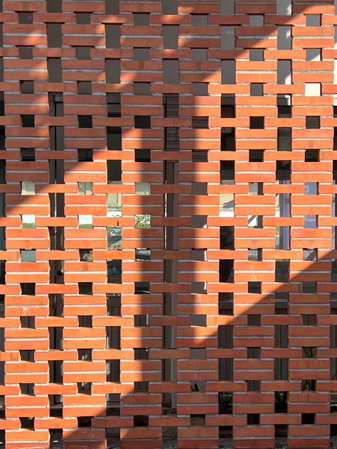 Brick Terrace, Brick Partition Wall, Brick Jali, Brick Jali Design Exterior, Brick Jali Wall, Brick Building Facade, Terracotta Jali Elevation, Terracota Jali Elevation, Terracotta Jali