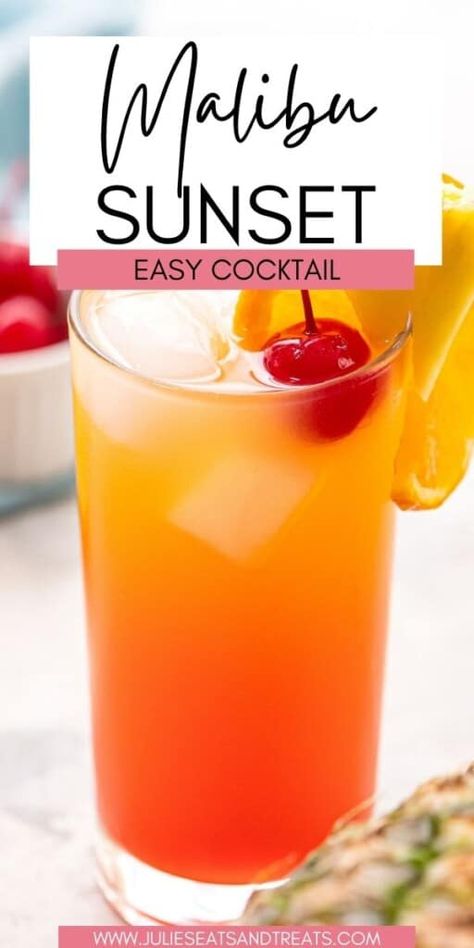 Cocktail Recipes Pineapple Juice, Alcoholic Drinks With Pineapple Juice, Easy Fruity Cocktails, Rum Drinks Easy, Rum And Orange Juice, Drinks With Pineapple Juice, Malibu Rum Drinks, Coconut Rum Drinks, Orange Juice Cocktails