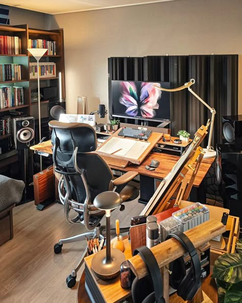 Concept Artist Workspace, Artist Battlestation, Architecture Desk Setup, Art Materials Aesthetic, Engineer Desk, Artist Setup, Office Desk Aesthetic, Graphic Designer Desk, Architecture Desk