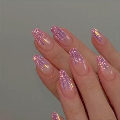 Nail Inspo Summer Black, Lover Nails Eras Tour, Black Nail Almond, Lover Nails Taylor Swift, Swift Nails, Pink Sparkle Nails, Pink Sparkly Nails, Nail Inspo Nail Art, Nail Inspo Summer