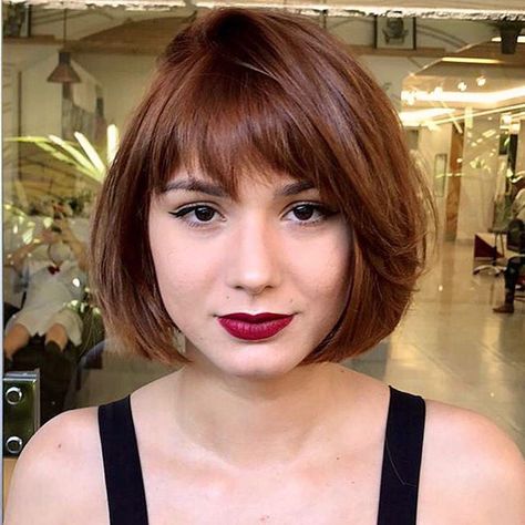 Bobbed Hair, Angled Bob Haircuts, Short Bobs With Bangs, Fine Straight Hair, Bob Hairstyles For Thick, Hair Light, Bob Hairstyles With Bangs, Bob Haircut With Bangs, Bob Haircut For Fine Hair