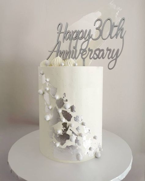 A simple but elegant design for a pearl wedding anniversary. Classic vanilla with homemade strawberry jam. I hope your parents had a… 30th Anniversary Cake For Parents, Anniversary Cakes For Parents, Anniversary Cake For Parents, 30th Anniversary Cake, 28th Wedding Anniversary, Pearl Wedding Anniversary, Anniversary Cake Topper, Happy Anniversary Cakes, Pearl Anniversary