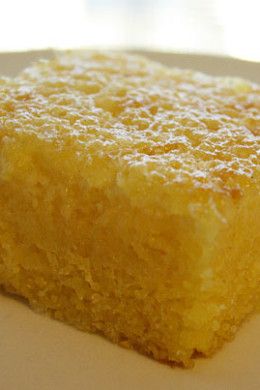 Cornmeal Cake (Bolo de Fubá) Cornbread Ideas, Cornmeal Cake Recipe, Cornmeal Cake, Cornmeal Recipes, Easy Cornbread Recipe, Delicious Cornbread, Baked Breads, Cornbread Easy, Gluten Free Cornbread