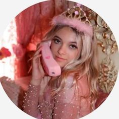 Coco Quinn (@cocoquinn31) | TikTok Coco Quinn, Famous Youtubers, Starbucks Drinks, Nice Shorts, United States Of America, Youtubers, Short Videos, Beautiful People, Coco