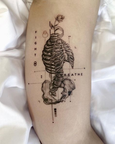 Lab Tattoo, Coast Tattoo, Realistic Butterfly Tattoo, Micro Realism, Anatomy Tattoo, Tattoo Artists Near Me, Realistic Rose Tattoo, Brain Tattoo, Realism Tattoos