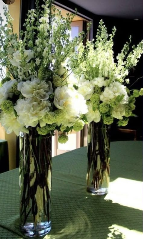 Wedding Centerpieces Summer, Tall Vase Arrangements, Tall Flower Arrangements, Table Flower Arrangements, Tall Wedding Centerpieces, Large Flower Arrangements, Home Floral Arrangements, Wedding Floral Centerpieces, Tall Centerpieces