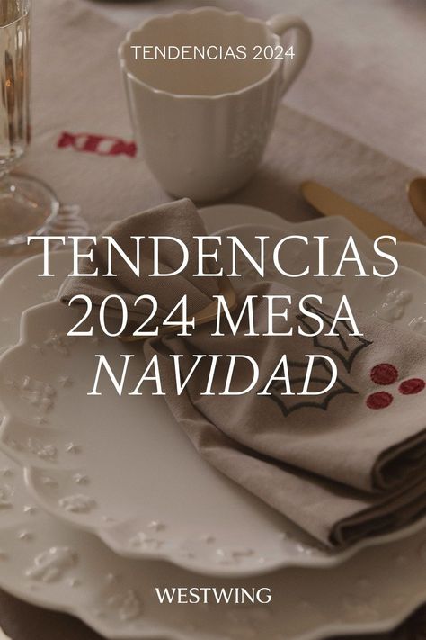 Durante las fiestas de Navidad las celebraciones más importantes se hacen alrededor de la mesa como la noche buena y el Fin de Año. De ahí la importancia de la decoración de las mesas de cena de Navidad. ¿Cuál es la mejor decoración navideña para la mesa de Navidad? La clave del éxito está en coordinar bien los elementos hasta dar con un conjunto elegante. En Westwing compartimos contigo las tendencias de 2024 y las mejores ideas de decoración para que puedas crear la mesa navideña más estilosa. Mesa Para Navidad Ideas, Ideas Cena, Ideas Decoracion Navidad, Colorful Christmas Decorations, Ideas Para Navidad, Ideas Navideñas, Christmas Colors, Dinner Table, Home Deco